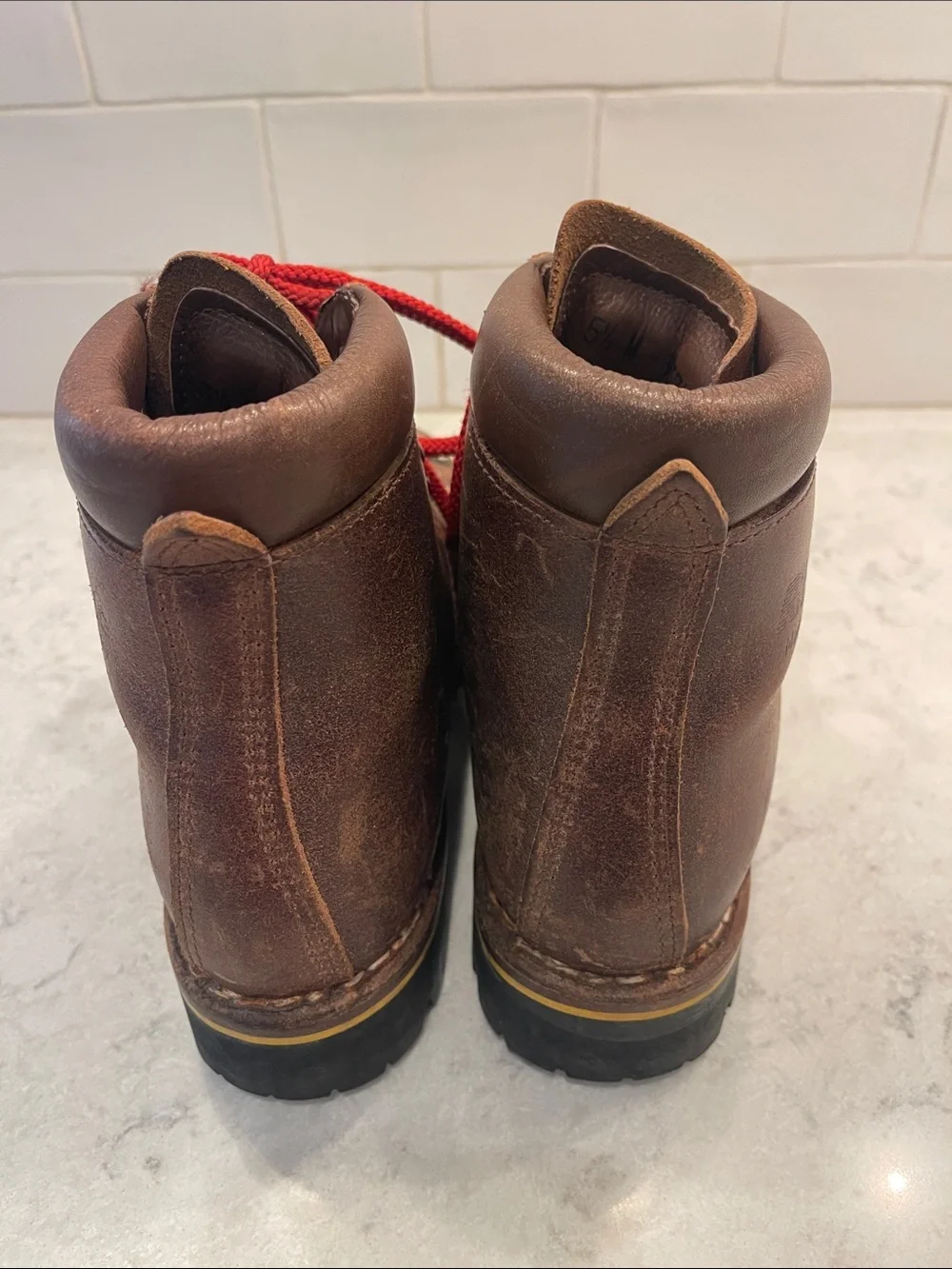 Vintage Raichle Swiss Leather Hiking Mountaineering Boot, Size M 5.5 / W 7.5